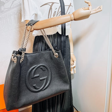 Soho Leather Chain Black Tote