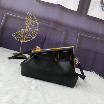 Pearl Street Bags