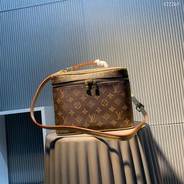 Pearl Street Bags