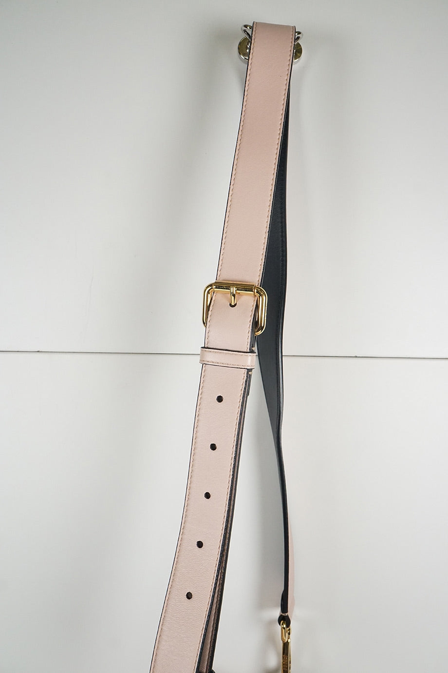 FENDI medium pink leather drawstring crossbody pouch bag