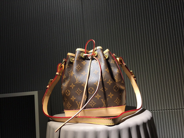 Pearl Street Bags