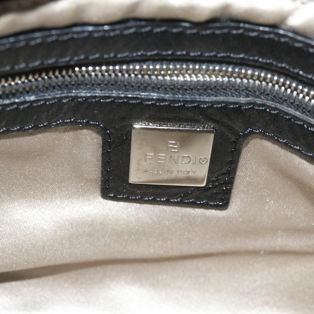 FENDI Mamma Baguette Shoulder Bag Velor Black Auth yk10069
